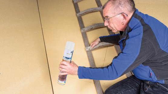 2. Préparer la bombe aérosol