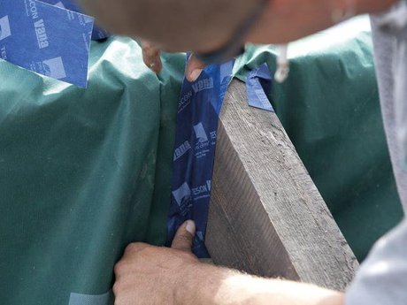 7. Raccord à des supports lisses non minéraux