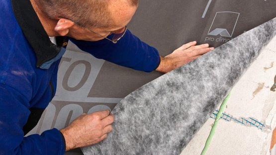 7b.  Raccord à des supports rugueux et/ou minéraux