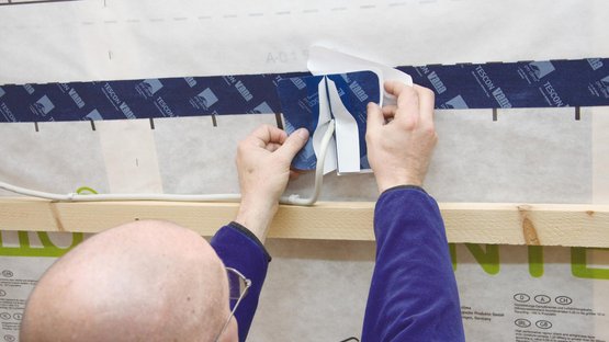 4. Collage sur le support