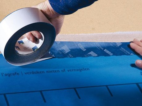 4. Raccord à l’écran de sous-toiture