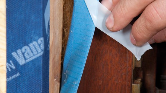 2b. Coller sur l’ébrasement