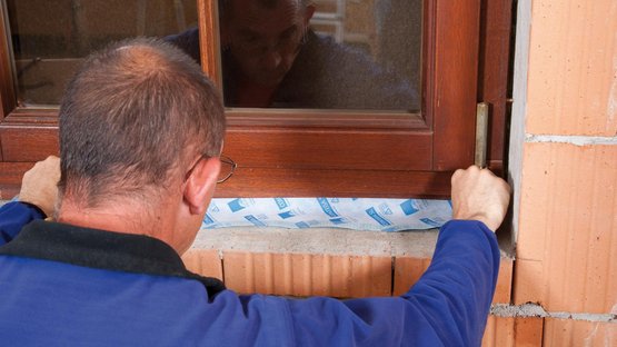 3a. Coller sur la traverse dormante