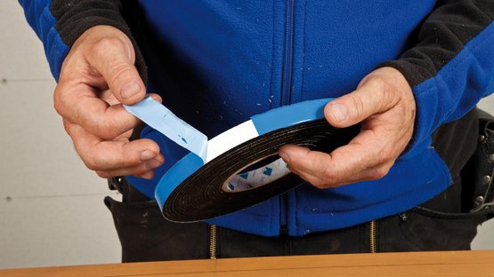 2. Retirer le papier de protection