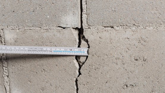 3. Estimer la largeur des fissures