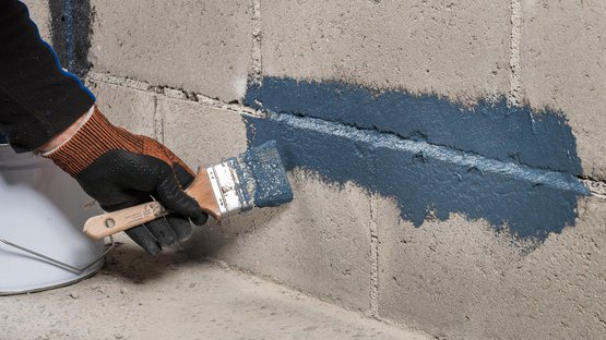 5. Boucher les fissures jusqu’à 20 mm