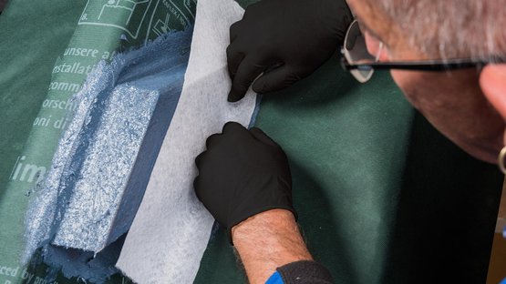 22. Apposer les bandes de non-tissé