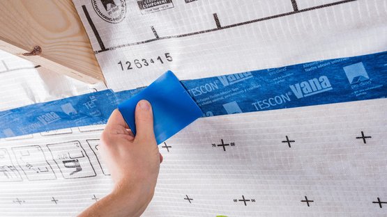 5b. Bien maroufler tous les endroits collés