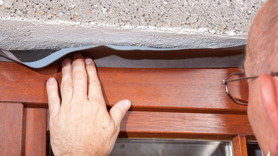 1. Coller sur la traverse dormante