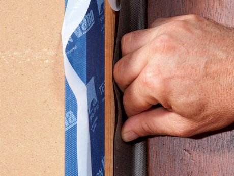 2. Coller sur l’ébrasement