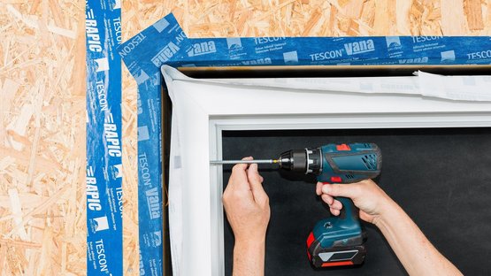 5. Pose de la fenêtre et isolation de la fente